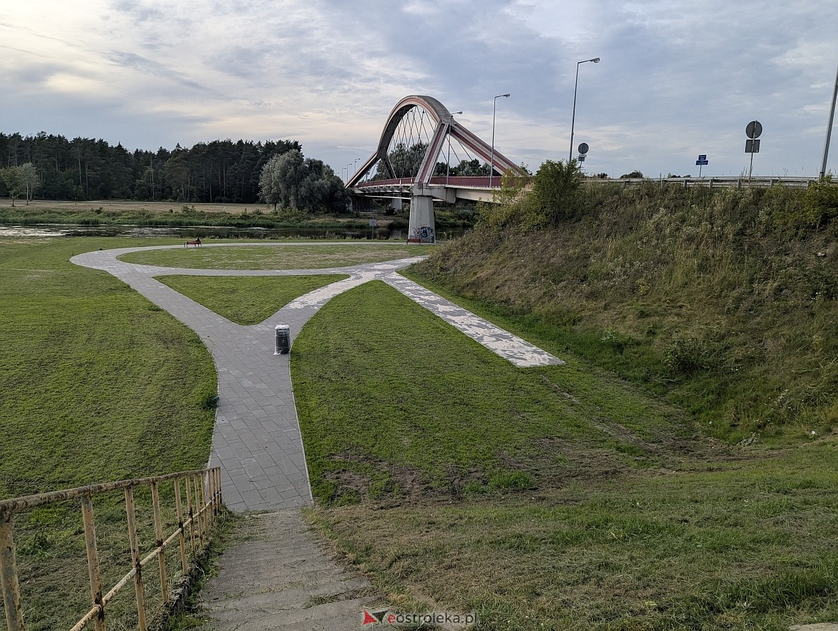 Nadnarwiańskie bulwary w budowie - to miejsce Ostrołęczanie pokochają! [28.08.2026] - zdjęcie #3 - eOstroleka.pl
