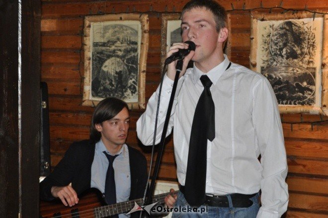 karczma Kurpiowska Ostoja: Świąteczny koncert Białego Patyka [27.XII.2011] - zdjęcie #10 - eOstroleka.pl