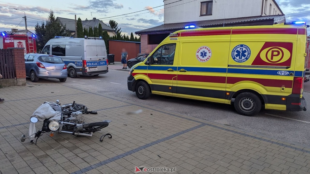 Zderzenie motocyklisty z BMW w Czerwinie [30.08.2026] - zdjęcie #7 - eOstroleka.pl