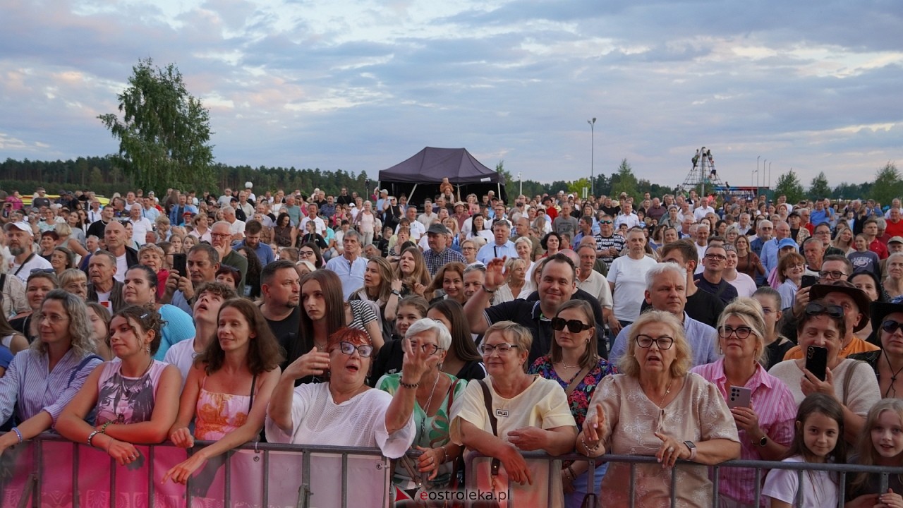 Miodobranie Kurpiowskie 2026 - Abba Show, Viki Gabor, GolecUOrkiestra [30.08.2026] - zdjęcie #179 - eOstroleka.pl