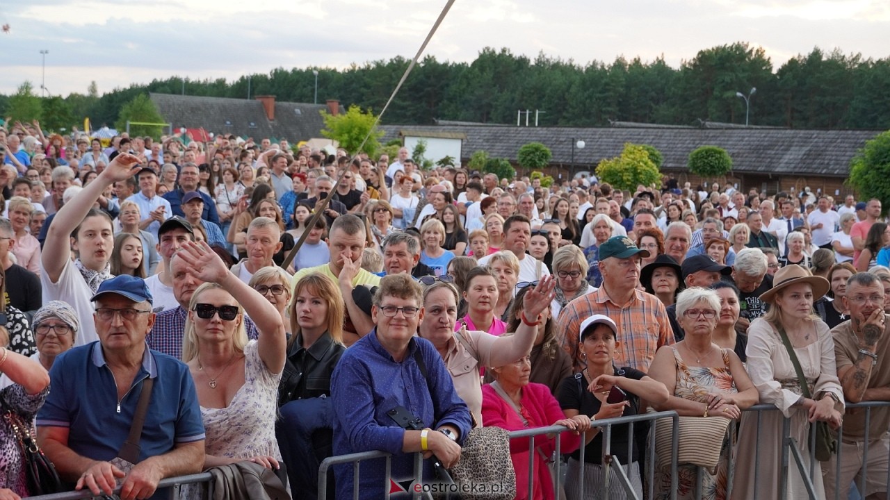 Miodobranie Kurpiowskie 2026 - Abba Show, Viki Gabor, GolecUOrkiestra [30.08.2026] - zdjęcie #170 - eOstroleka.pl