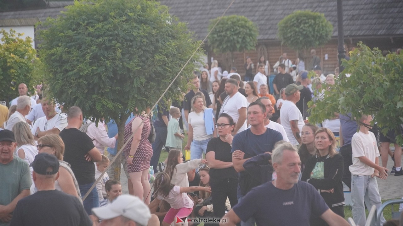 Miodobranie Kurpiowskie 2026 - Abba Show, Viki Gabor, GolecUOrkiestra [30.08.2026] - zdjęcie #140 - eOstroleka.pl