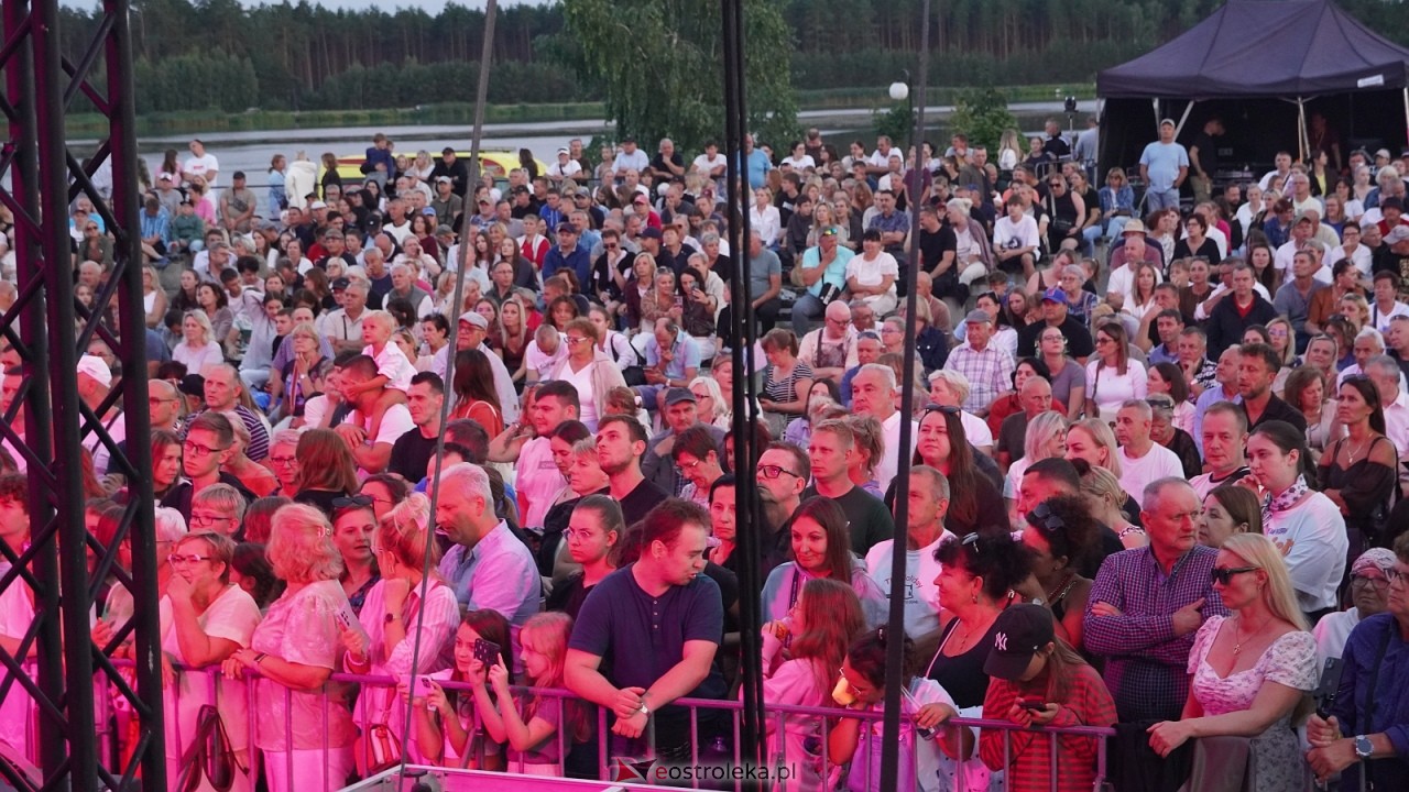 Miodobranie Kurpiowskie 2026 - Abba Show, Viki Gabor, GolecUOrkiestra [30.08.2026] - zdjęcie #135 - eOstroleka.pl