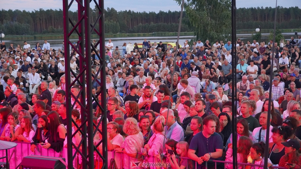 Miodobranie Kurpiowskie 2026 - Abba Show, Viki Gabor, GolecUOrkiestra [30.08.2026] - zdjęcie #134 - eOstroleka.pl