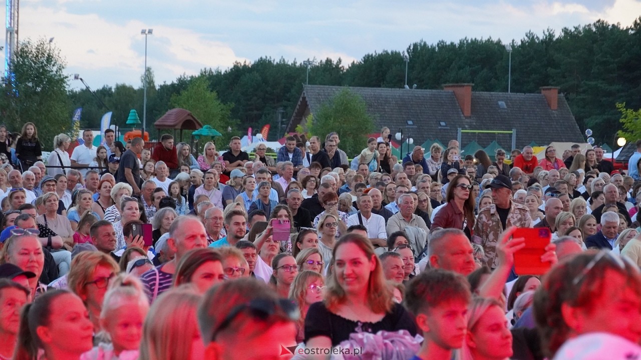 Miodobranie Kurpiowskie 2026 - Abba Show, Viki Gabor, GolecUOrkiestra [30.08.2026] - zdjęcie #127 - eOstroleka.pl