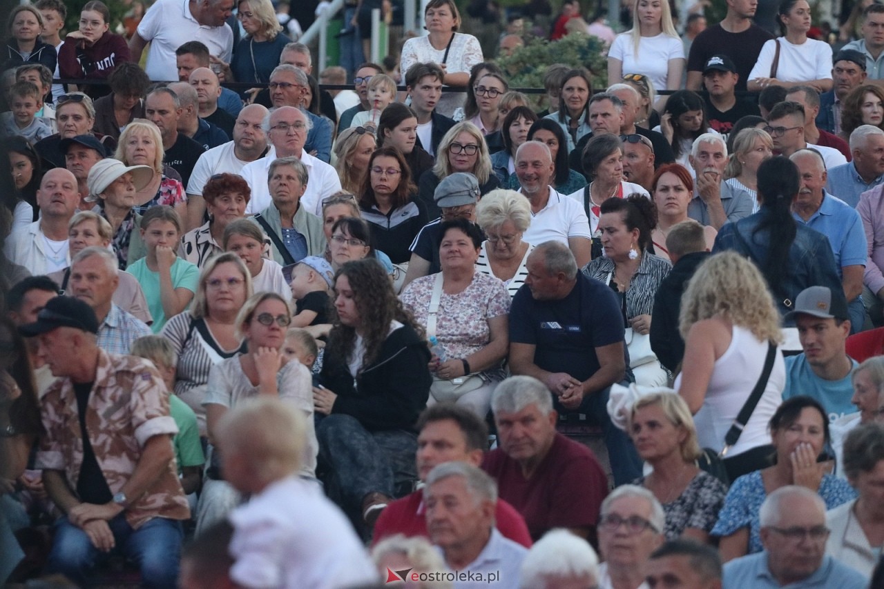 Miodobranie Kurpiowskie 2026 - Abba Show, Viki Gabor, GolecUOrkiestra [30.08.2026] - zdjęcie #42 - eOstroleka.pl