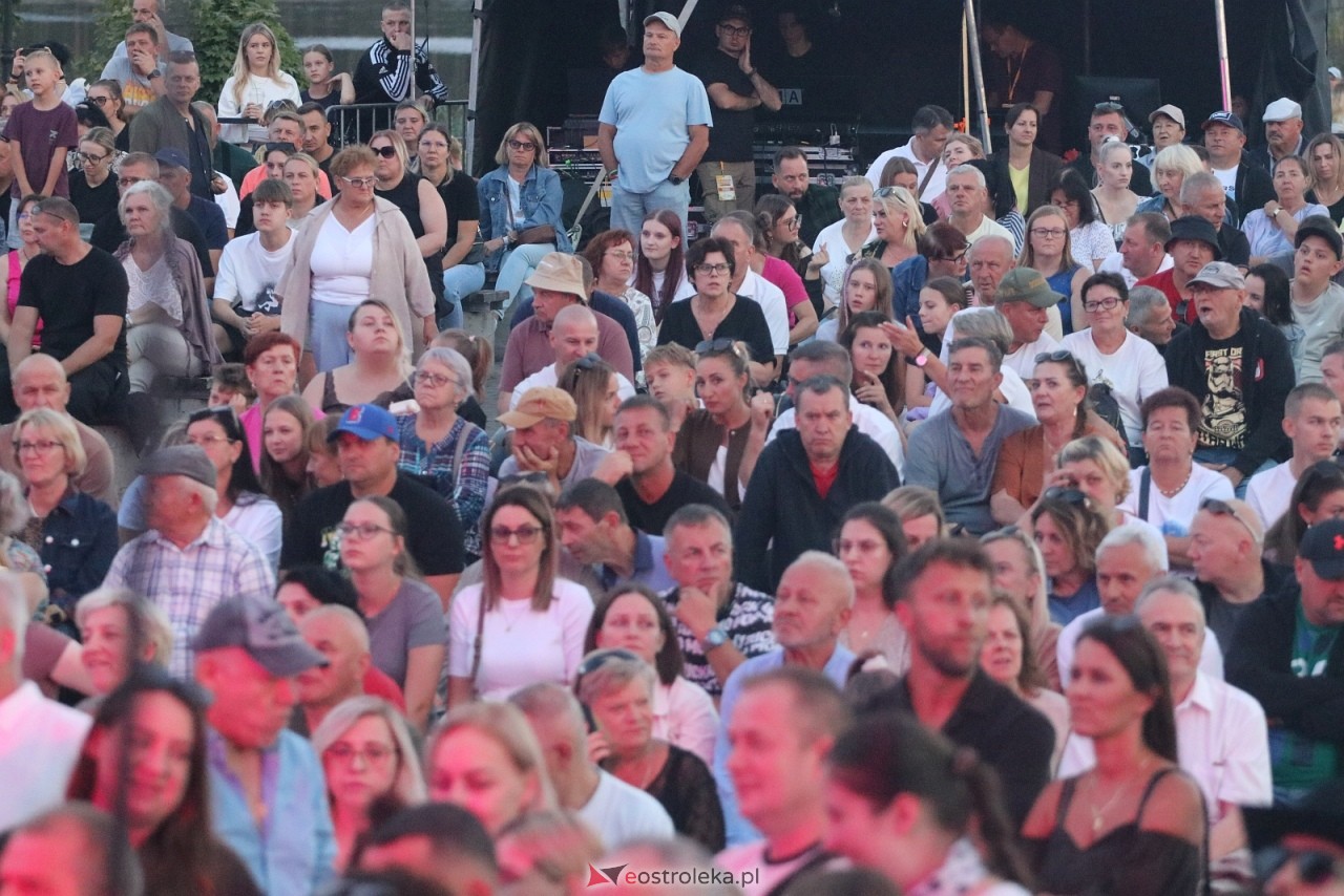 Miodobranie Kurpiowskie 2026 - Abba Show, Viki Gabor, GolecUOrkiestra [30.08.2026] - zdjęcie #41 - eOstroleka.pl
