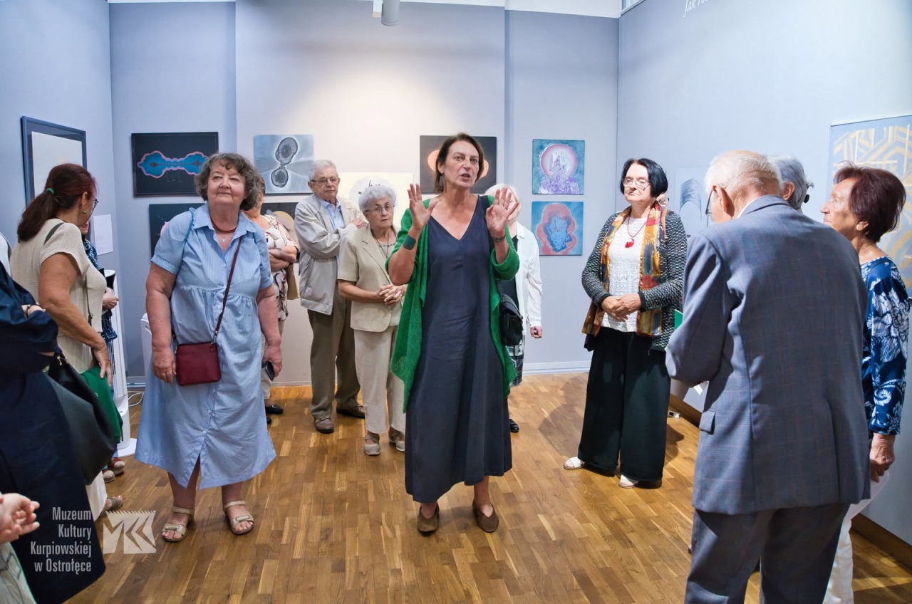 Finisaż wyjątkowej wystawy w Muzeum Kultury Kurpiowskiej. Prawie 900 odwiedzających! [31.08.2026] - zdjęcie #3 - eOstroleka.pl