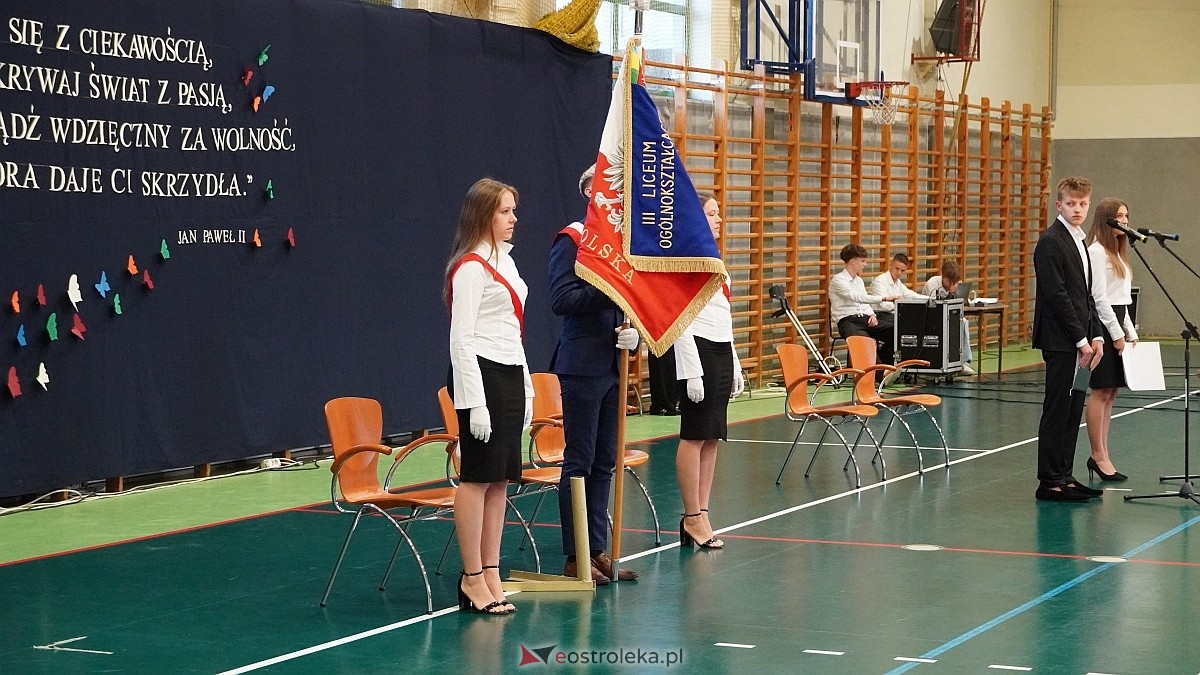 Rozpoczęcie roku szkolnego 2026/27 w III LO w Ostrołęce [01.09.2026] - zdjęcie #47 - eOstroleka.pl
