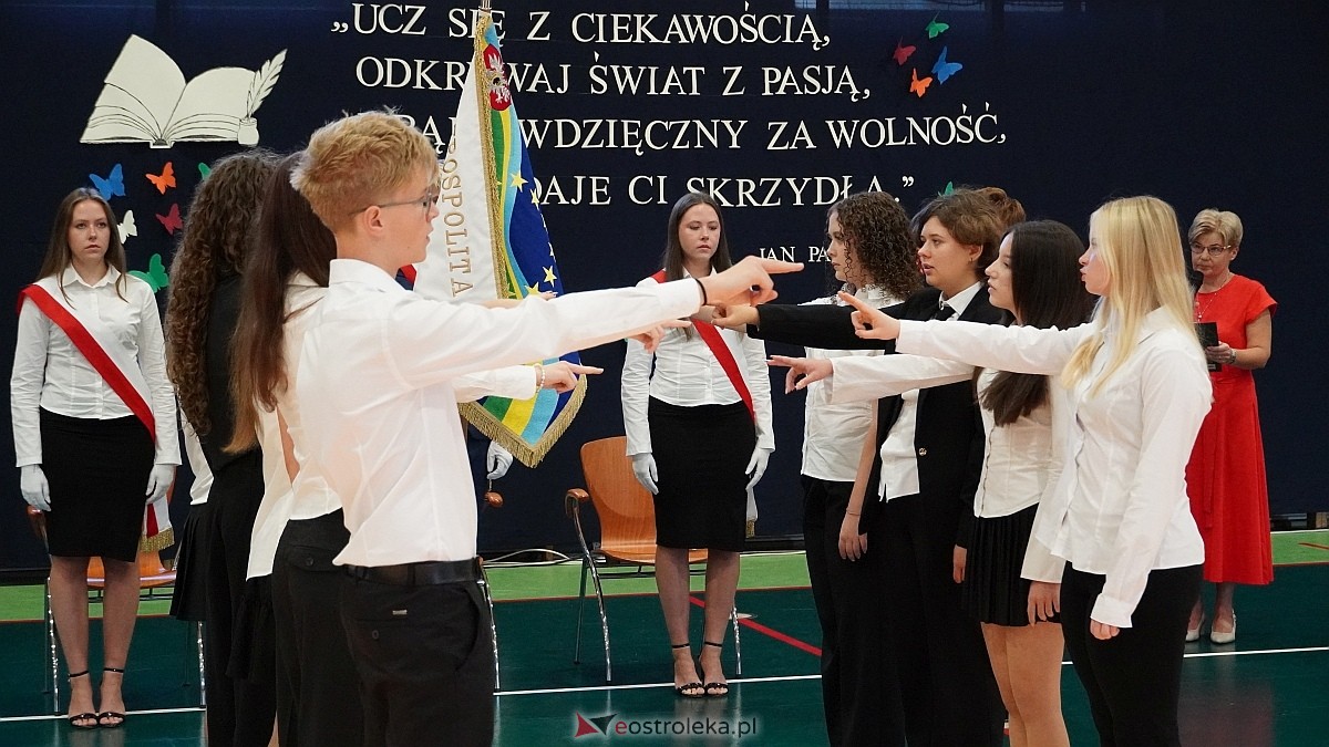 Rozpoczęcie roku szkolnego 2026/27 w III LO w Ostrołęce [01.09.2026] - zdjęcie #3 - eOstroleka.pl