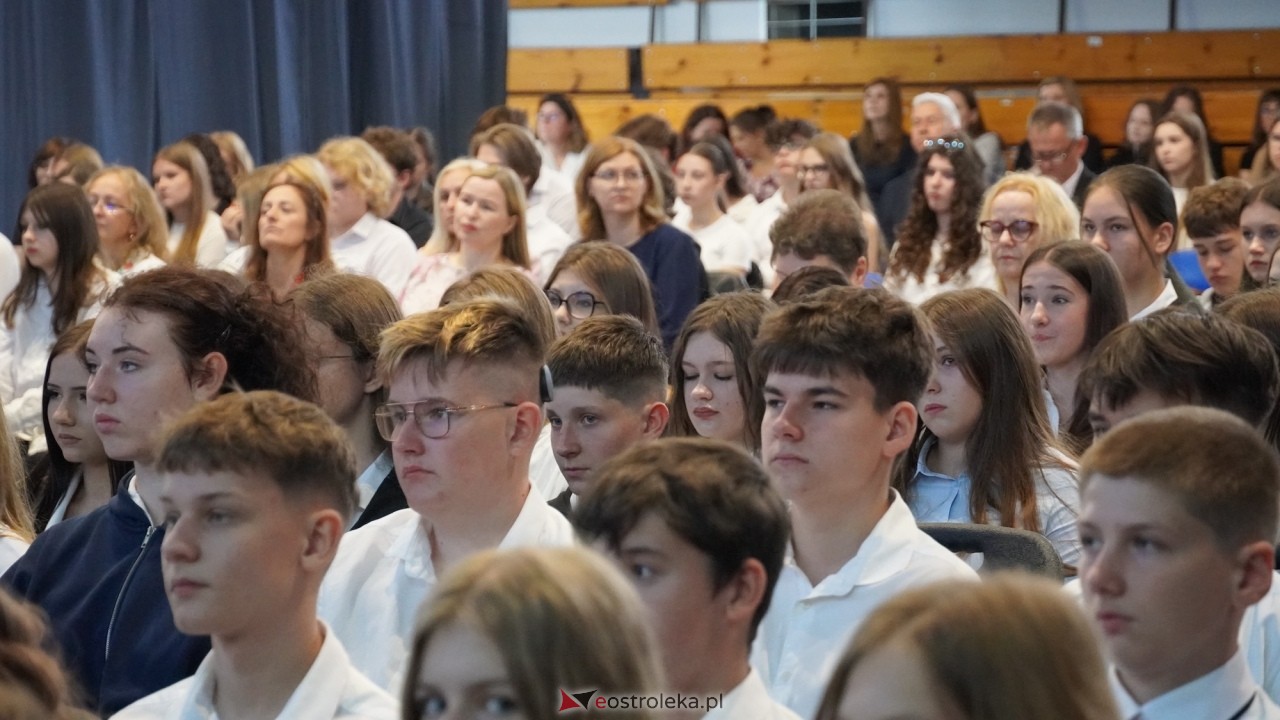 Rozpoczęcia roku szkolnego 2026/2027 w I LO w Ostrołęce [01.09.2026] - zdjęcie #51 - eOstroleka.pl
