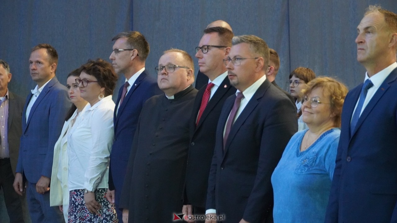 Rozpoczęcia roku szkolnego 2026/2027 w I LO w Ostrołęce [01.09.2026] - zdjęcie #35 - eOstroleka.pl