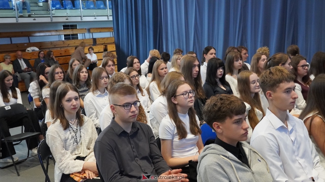 Rozpoczęcia roku szkolnego 2026/2027 w I LO w Ostrołęce [01.09.2026] - zdjęcie #2 - eOstroleka.pl