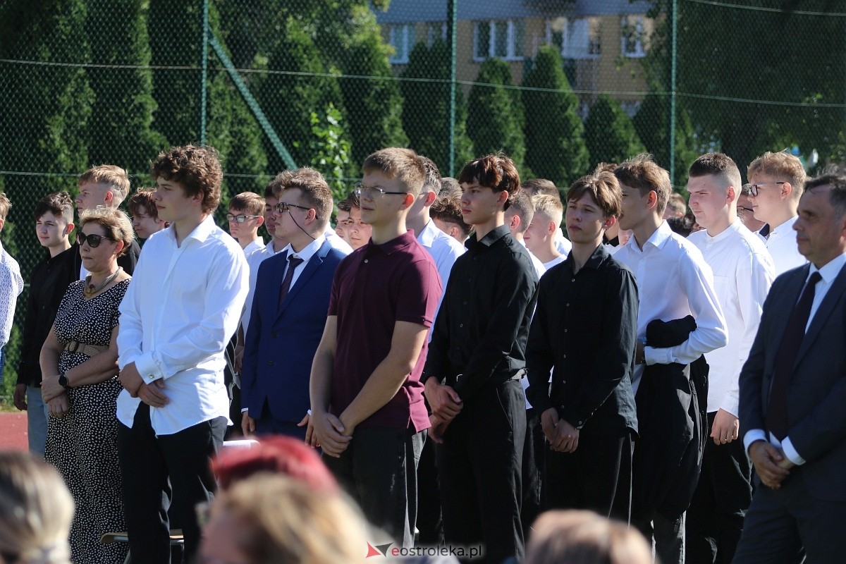 Rozpoczęcie roku szkolnego 2026/27 w ZSZ 1 w Ostrołęce [1.09.2026] - zdjęcie #73 - eOstroleka.pl