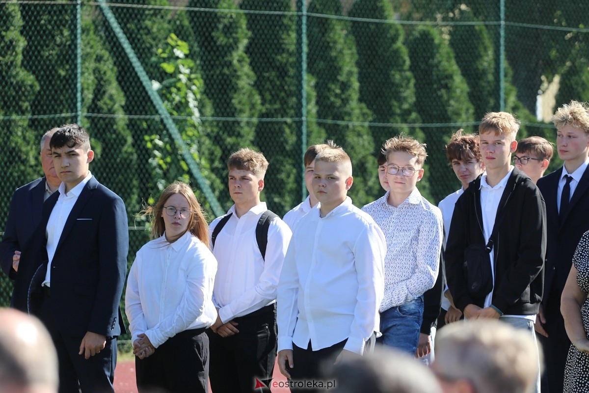 Rozpoczęcie roku szkolnego 2026/27 w ZSZ 1 w Ostrołęce [1.09.2026] - zdjęcie #56 - eOstroleka.pl