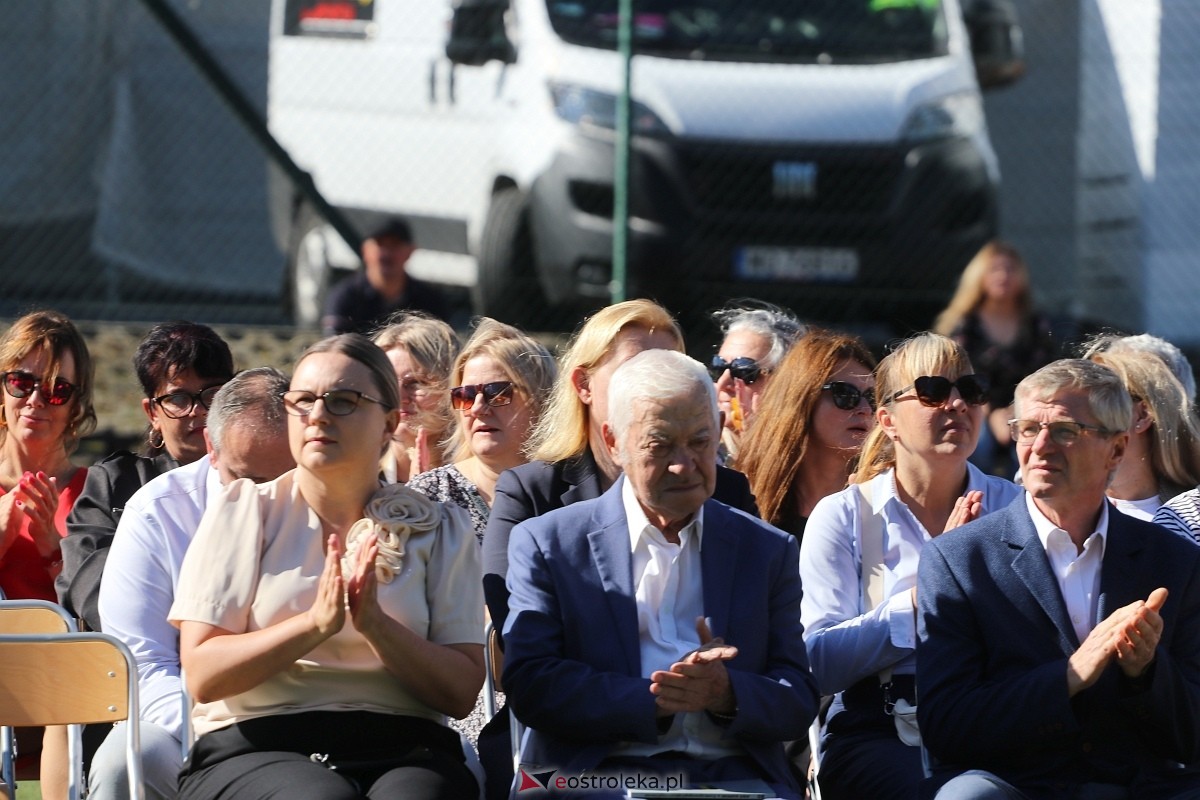 Rozpoczęcie roku szkolnego 2026/27 w ZSZ 1 w Ostrołęce [1.09.2026] - zdjęcie #20 - eOstroleka.pl