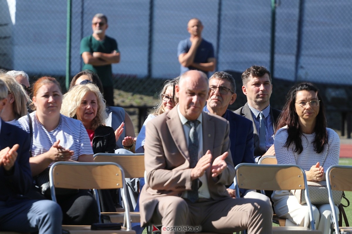 Rozpoczęcie roku szkolnego 2026/27 w ZSZ 1 w Ostrołęce [1.09.2026] - zdjęcie #19 - eOstroleka.pl