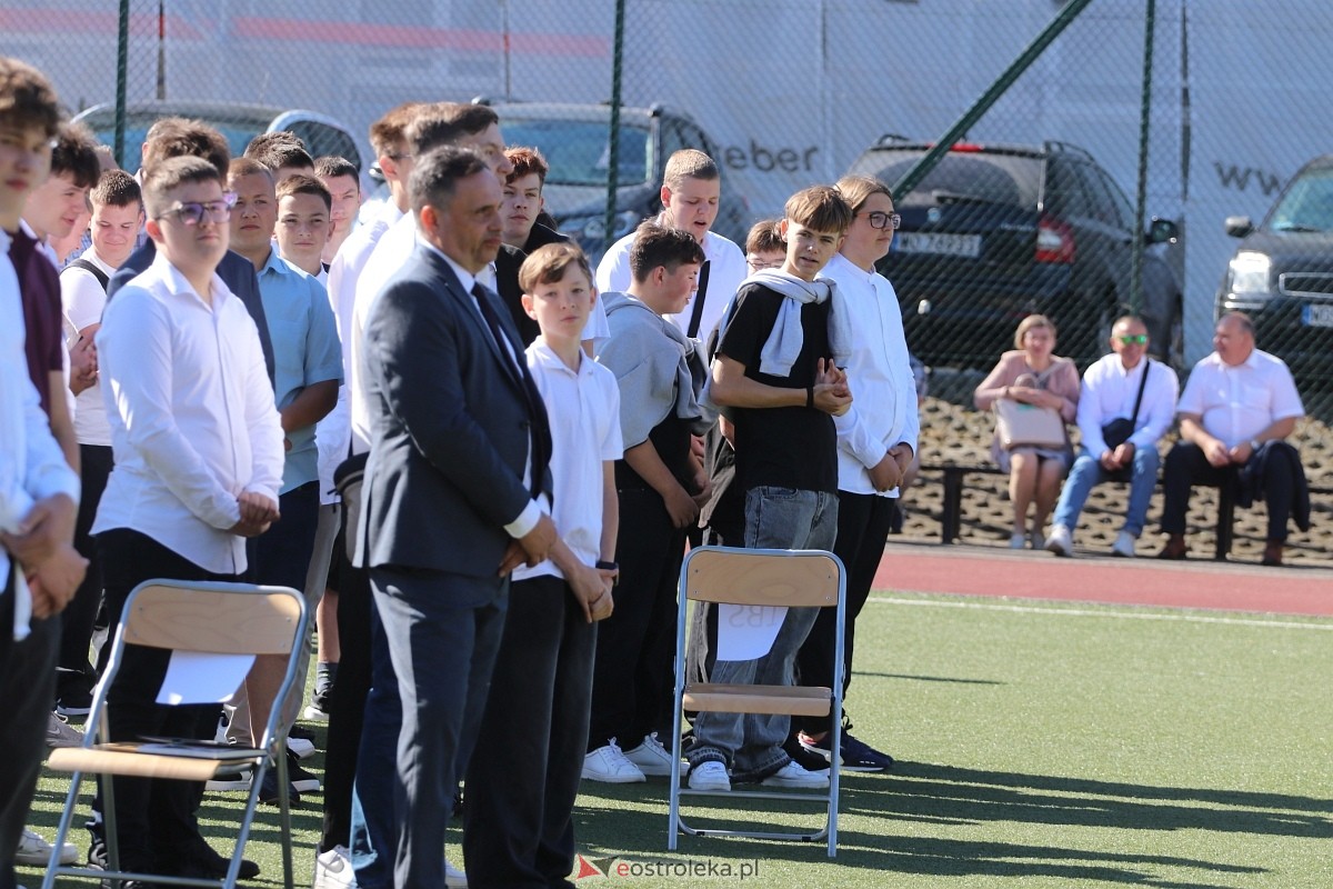 Rozpoczęcie roku szkolnego 2026/27 w ZSZ 1 w Ostrołęce [1.09.2026] - zdjęcie #10 - eOstroleka.pl