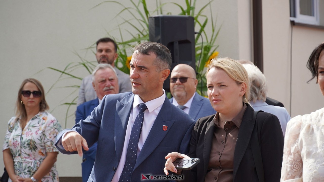 Uroczyste otwarcie sali gimnastycznej w Szkole Podstawowej w Antoniach [01.09.2026] - zdjęcie #92 - eOstroleka.pl