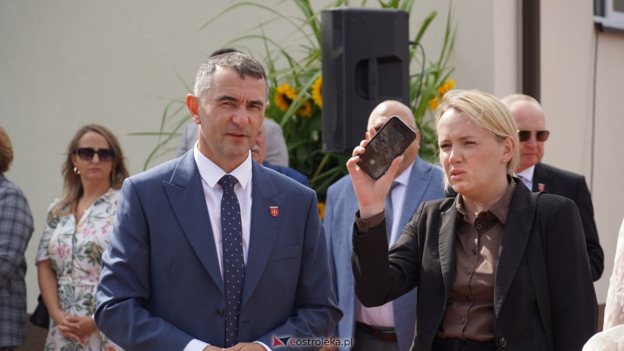 Uroczyste otwarcie sali gimnastycznej w Szkole Podstawowej w Antoniach [01.09.2026] - zdjęcie #91 - eOstroleka.pl