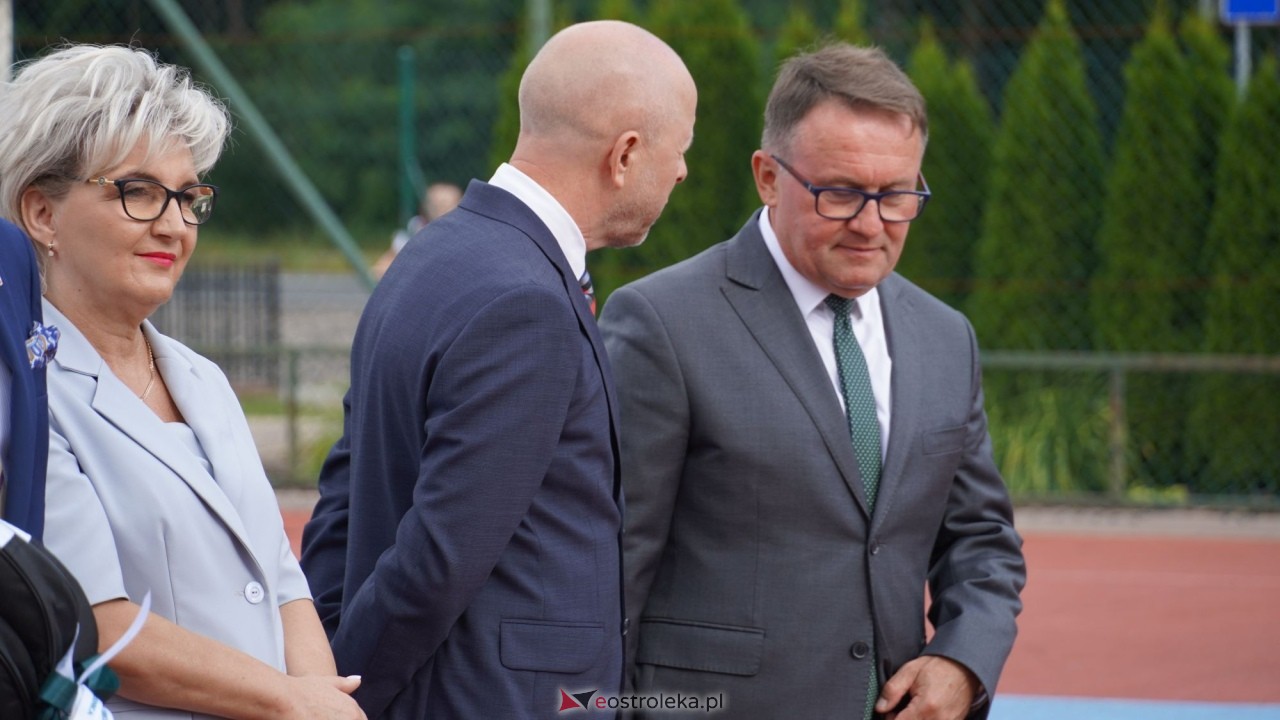 Uroczyste otwarcie sali gimnastycznej w Szkole Podstawowej w Antoniach [01.09.2026] - zdjęcie #81 - eOstroleka.pl