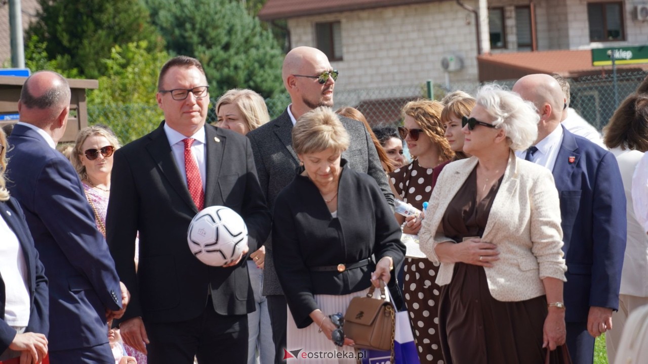 Uroczyste otwarcie sali gimnastycznej w Szkole Podstawowej w Antoniach [01.09.2026] - zdjęcie #79 - eOstroleka.pl