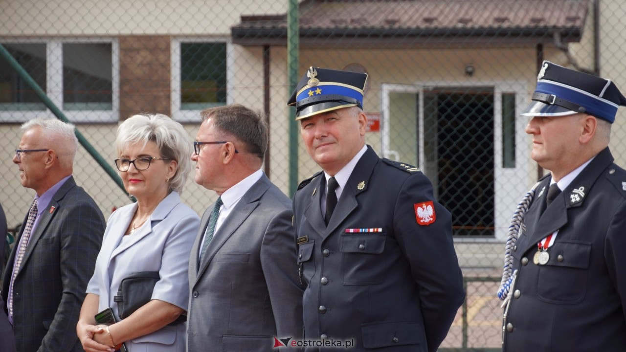 Uroczyste otwarcie sali gimnastycznej w Szkole Podstawowej w Antoniach [01.09.2026] - zdjęcie #77 - eOstroleka.pl