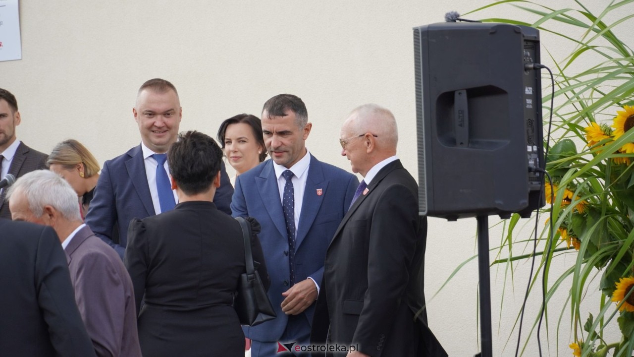Uroczyste otwarcie sali gimnastycznej w Szkole Podstawowej w Antoniach [01.09.2026] - zdjęcie #70 - eOstroleka.pl