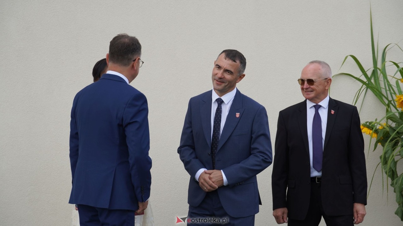 Uroczyste otwarcie sali gimnastycznej w Szkole Podstawowej w Antoniach [01.09.2026] - zdjęcie #68 - eOstroleka.pl
