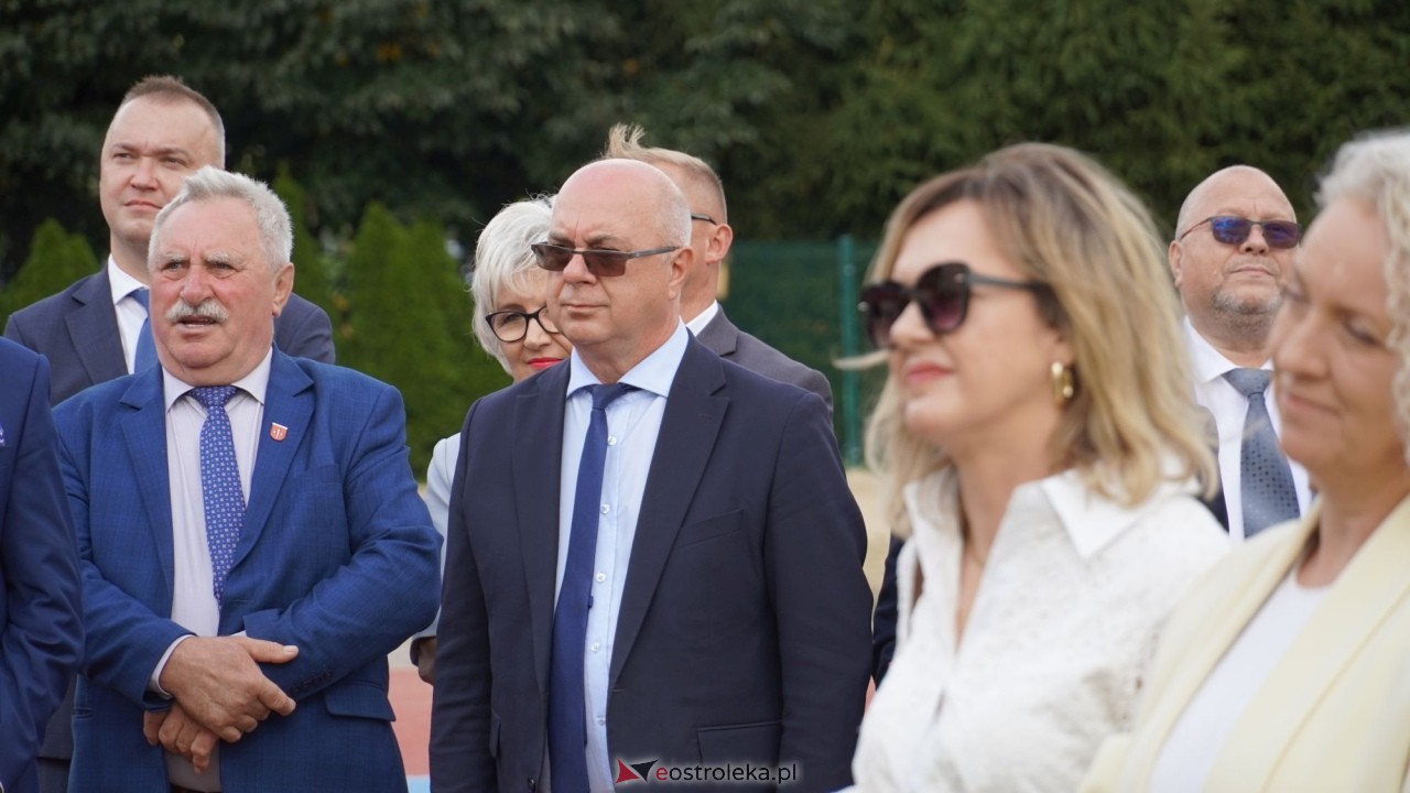Uroczyste otwarcie sali gimnastycznej w Szkole Podstawowej w Antoniach [01.09.2026] - zdjęcie #58 - eOstroleka.pl