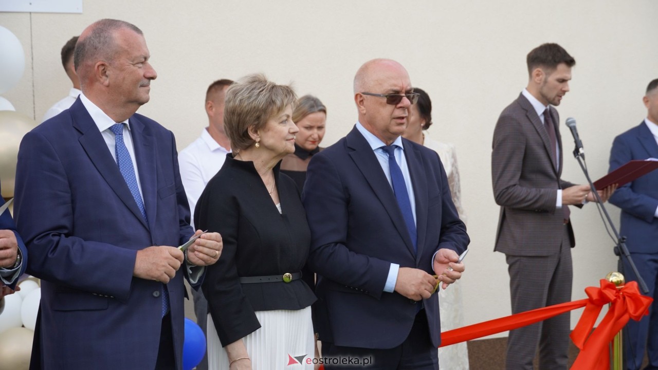 Uroczyste otwarcie sali gimnastycznej w Szkole Podstawowej w Antoniach [01.09.2026] - zdjęcie #52 - eOstroleka.pl