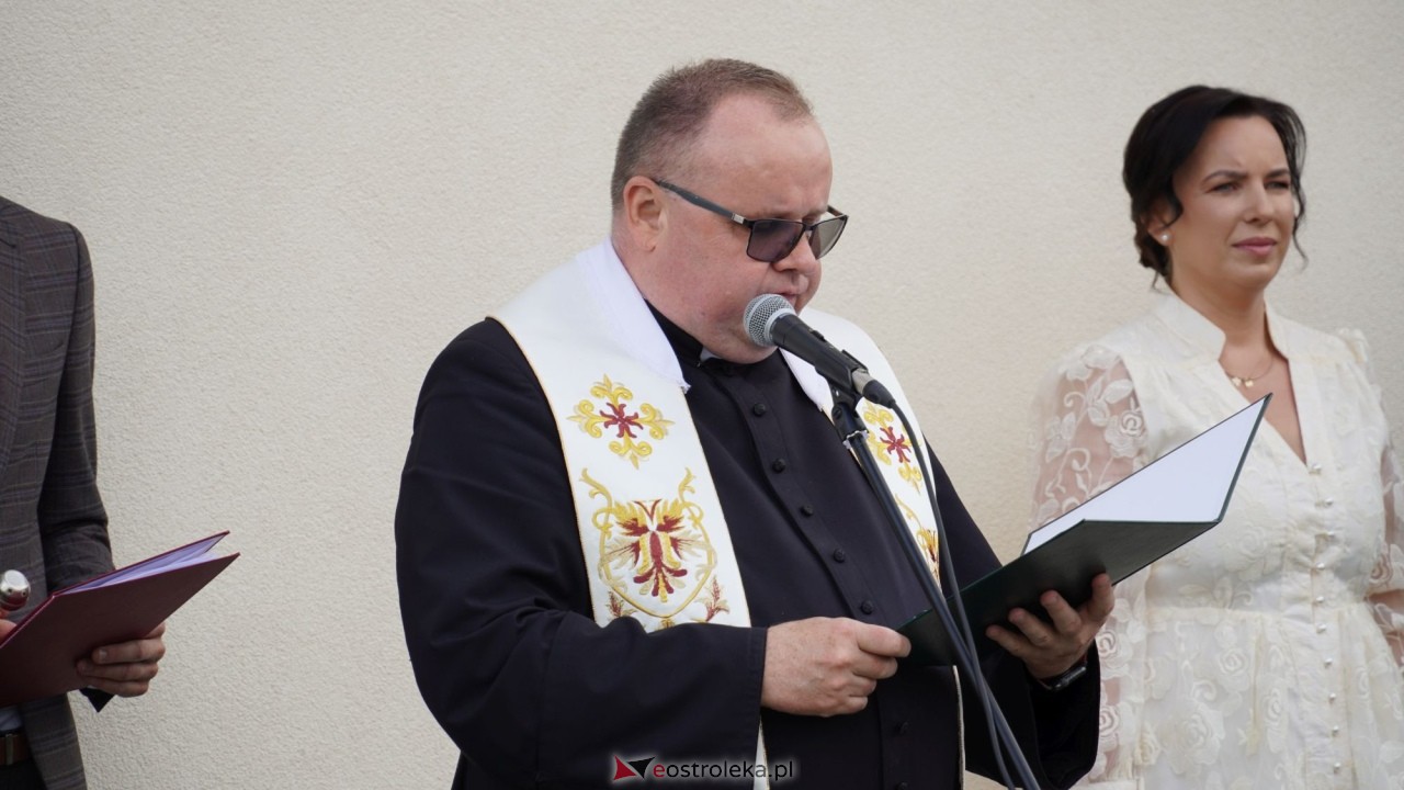 Uroczyste otwarcie sali gimnastycznej w Szkole Podstawowej w Antoniach [01.09.2026] - zdjęcie #44 - eOstroleka.pl