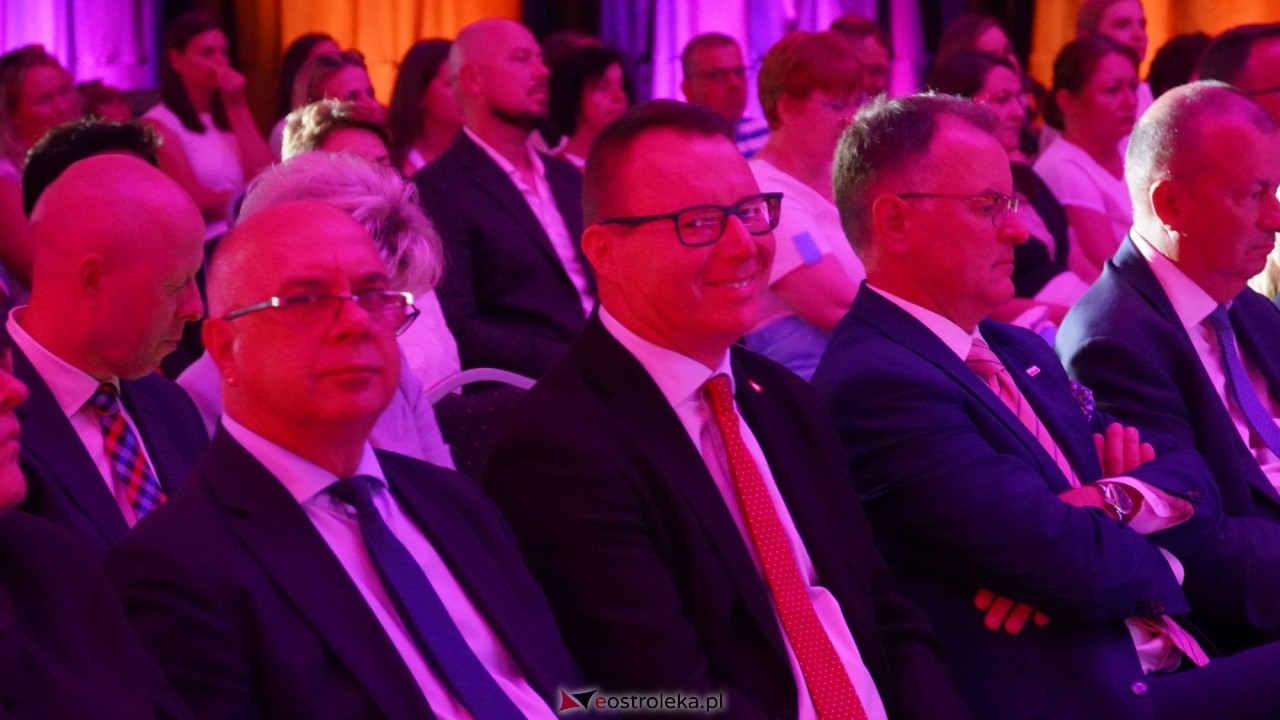 Uroczyste otwarcie sali gimnastycznej w Szkole Podstawowej w Antoniach [01.09.2026] - zdjęcie #13 - eOstroleka.pl