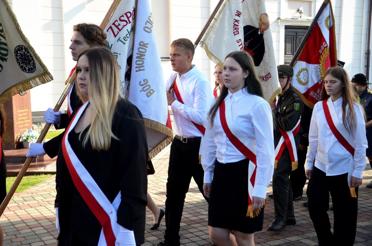 Rozpoczęcie roku szkolnego 2026/27 w Kadzidle [01.09.2026] - zdjęcie #61 - eOstroleka.pl