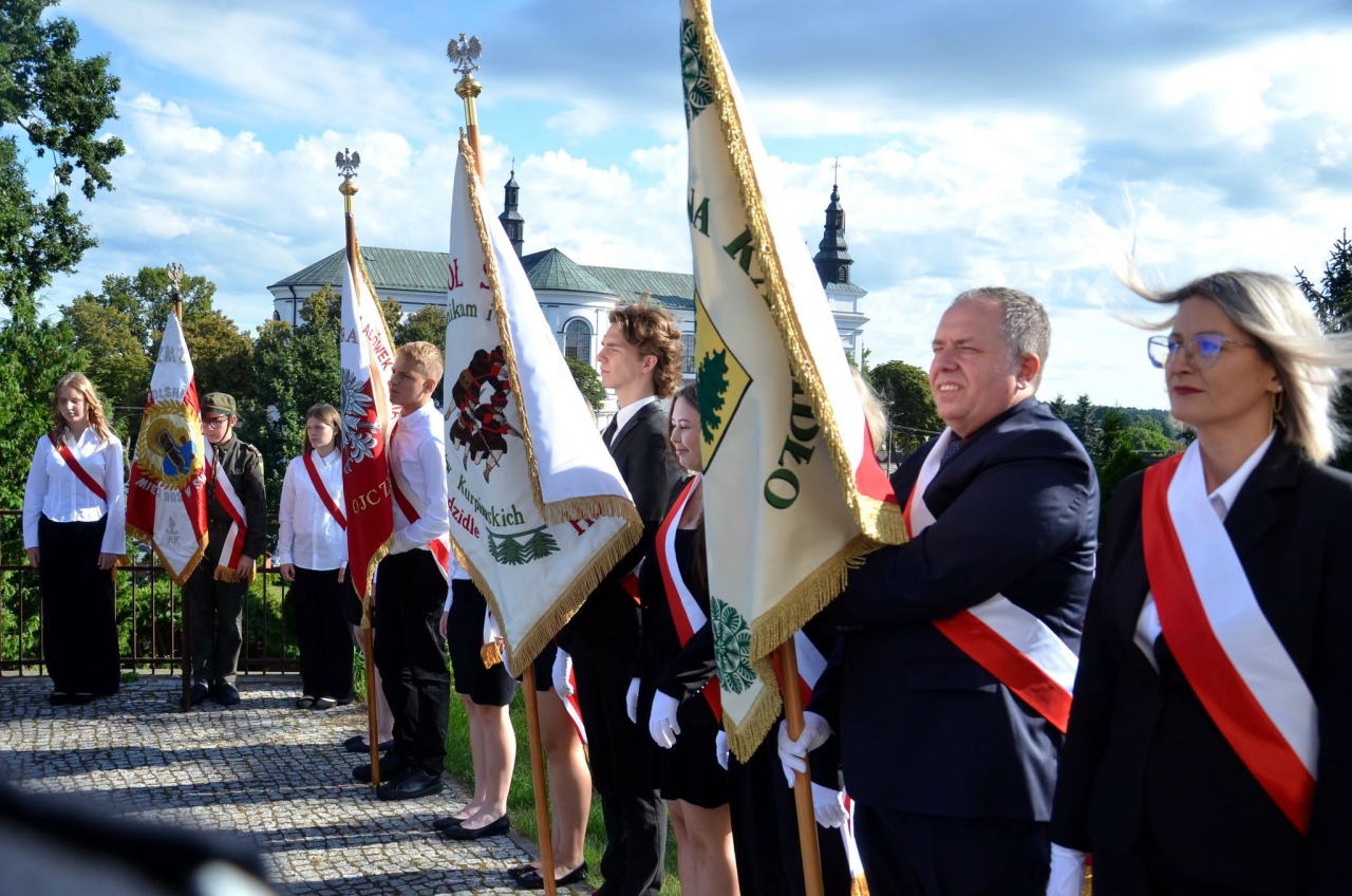 Rozpoczęcie roku szkolnego 2026/27 w Kadzidle [01.09.2026] - zdjęcie #57 - eOstroleka.pl