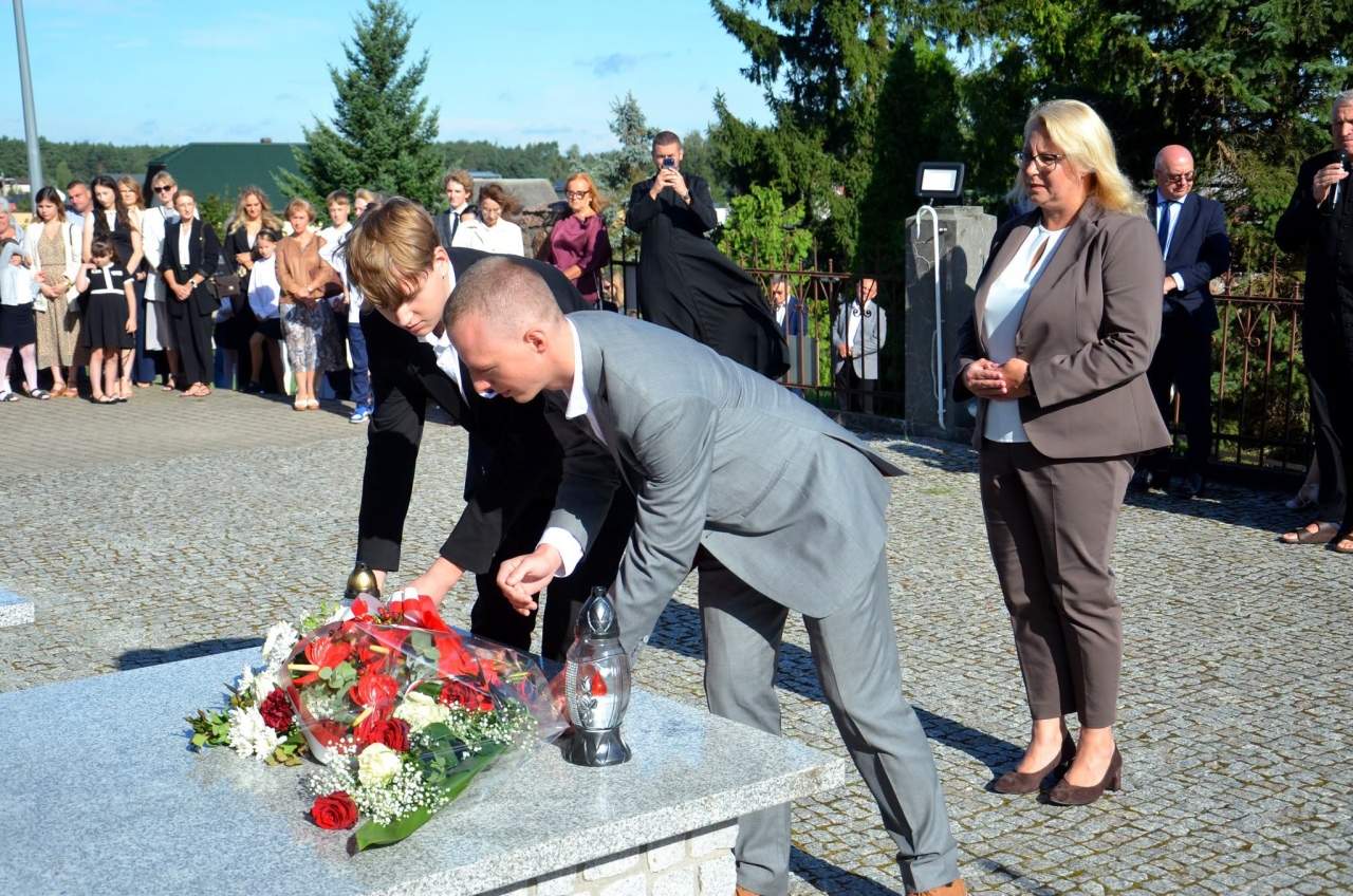 Rozpoczęcie roku szkolnego 2026/27 w Kadzidle [01.09.2026] - zdjęcie #55 - eOstroleka.pl