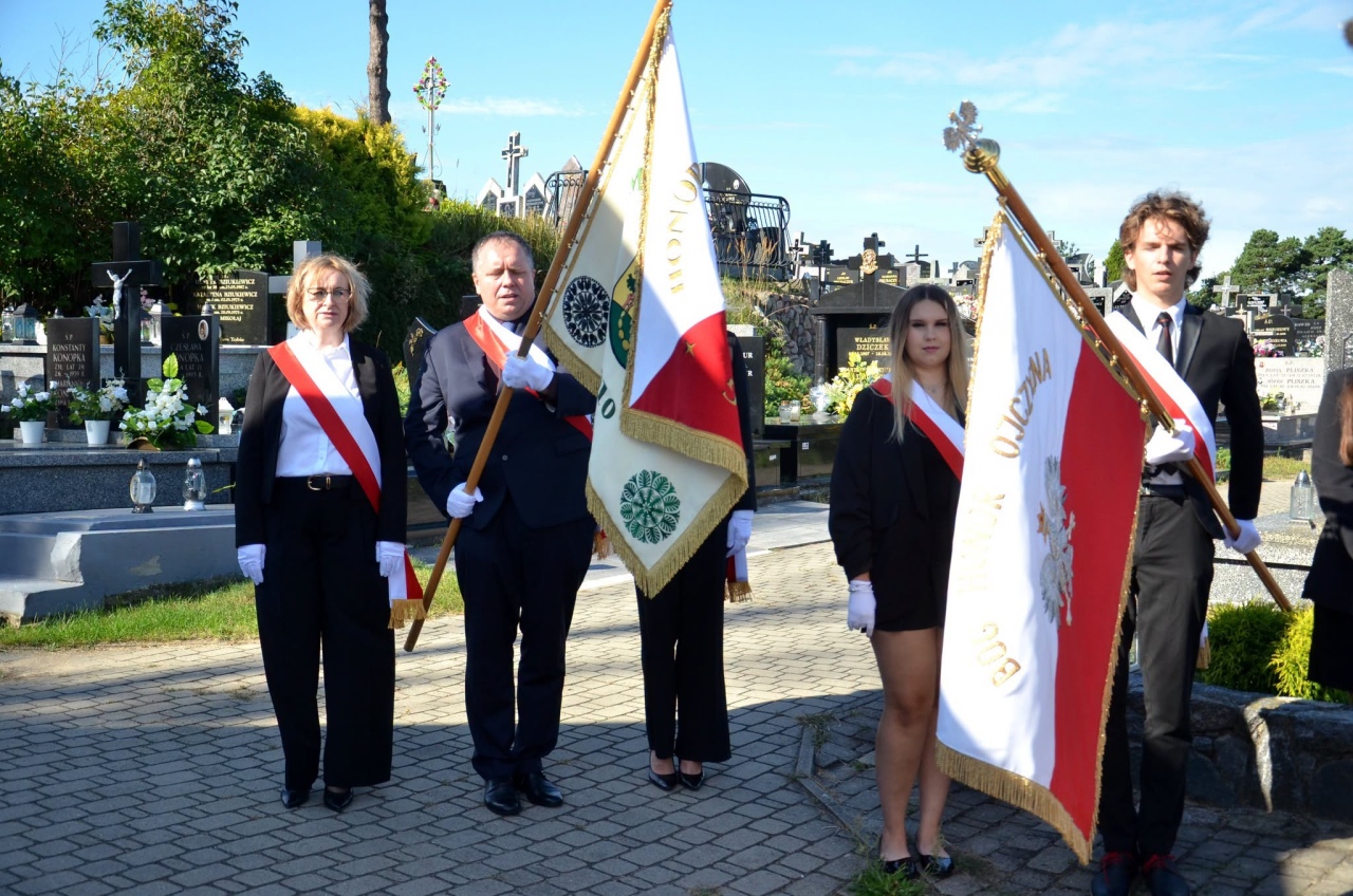 Rozpoczęcie roku szkolnego 2026/27 w Kadzidle [01.09.2026] - zdjęcie #48 - eOstroleka.pl