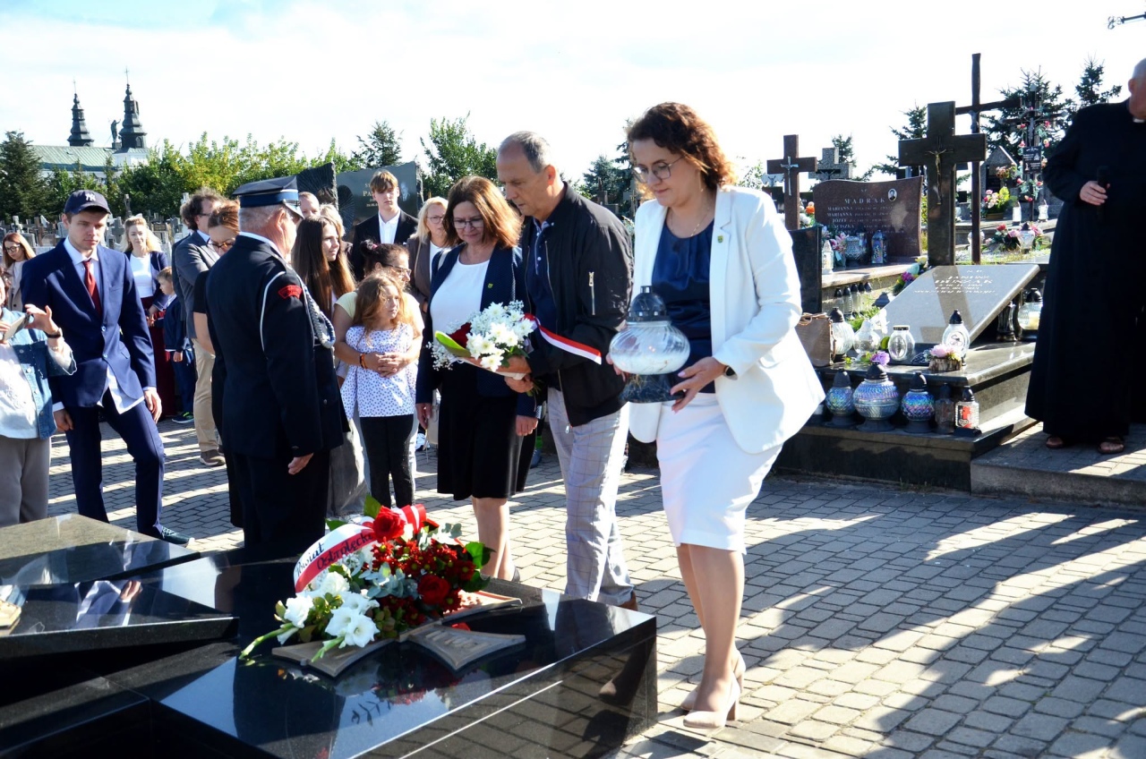 Rozpoczęcie roku szkolnego 2026/27 w Kadzidle [01.09.2026] - zdjęcie #26 - eOstroleka.pl