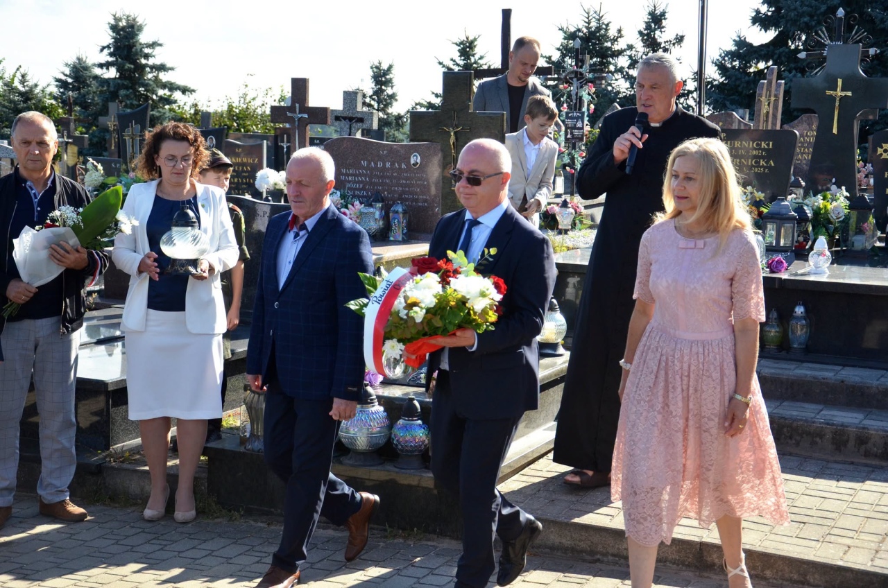 Rozpoczęcie roku szkolnego 2026/27 w Kadzidle [01.09.2026] - zdjęcie #22 - eOstroleka.pl