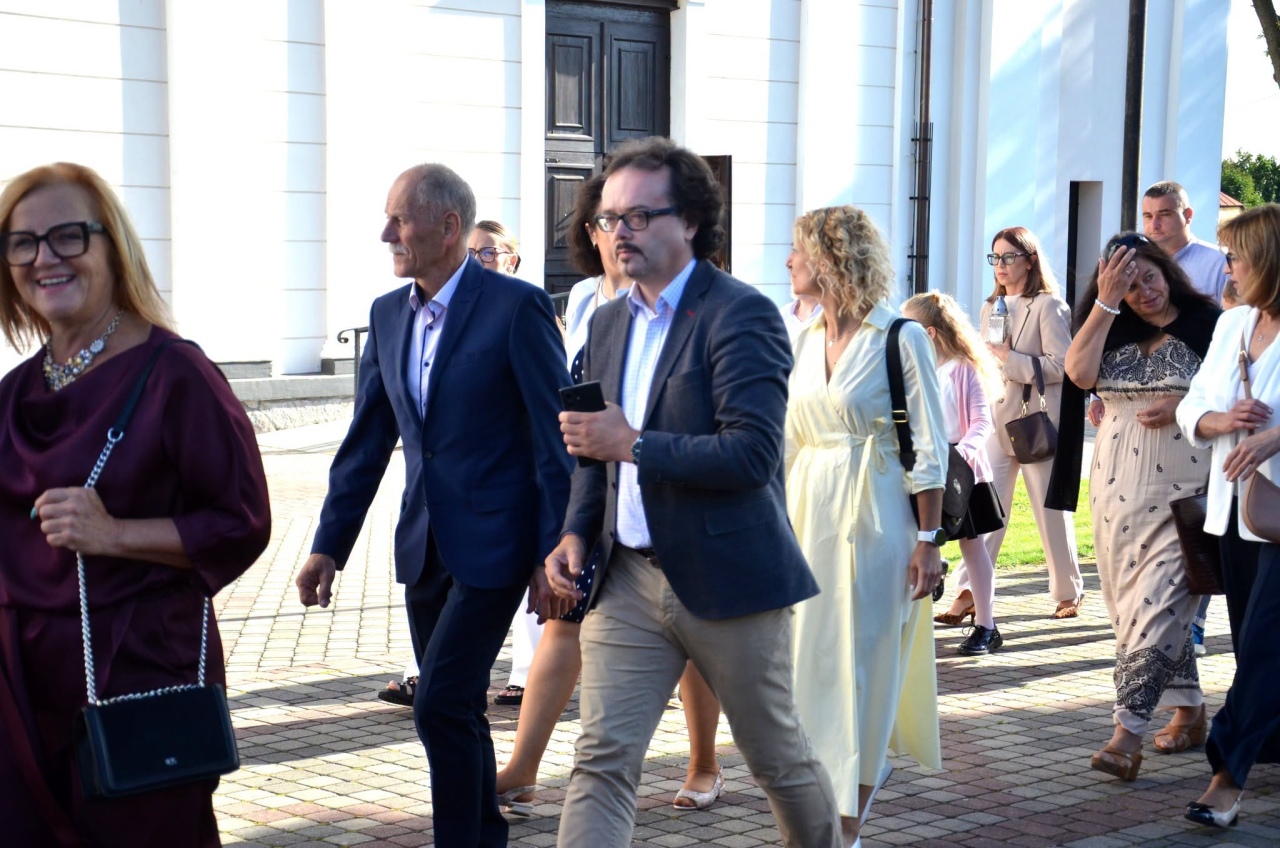 Rozpoczęcie roku szkolnego 2026/27 w Kadzidle [01.09.2026] - zdjęcie #3 - eOstroleka.pl