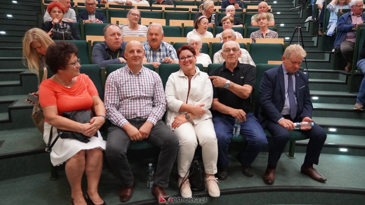 Spotkanie z posłem PiS Marcinem Grabowskim [03.09.2026] - zdjęcie #38 - eOstroleka.pl