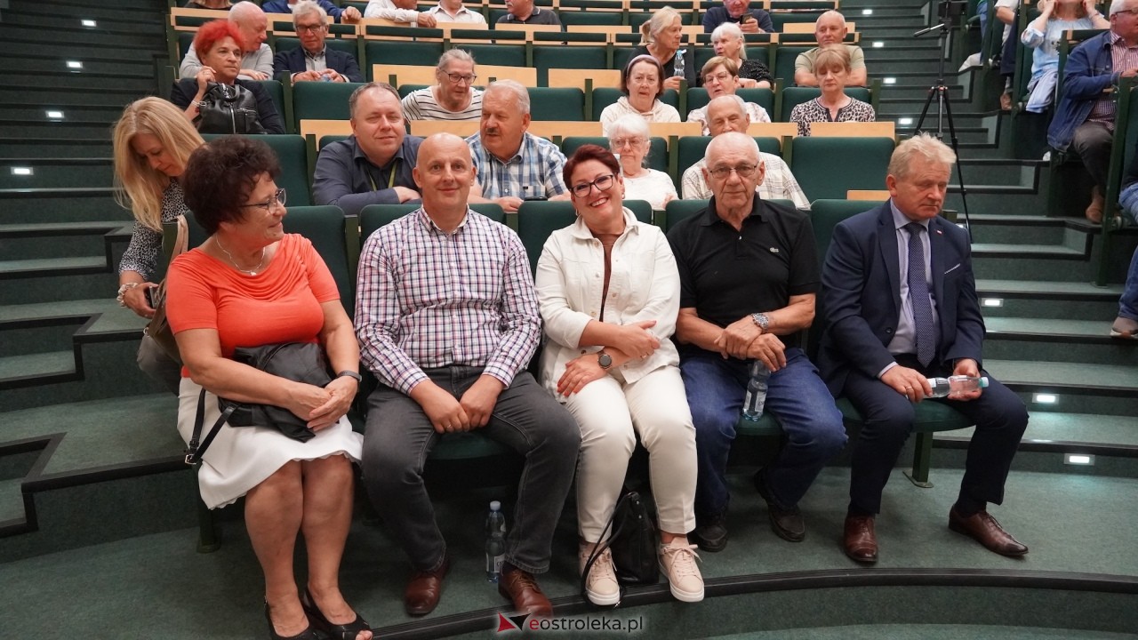 Spotkanie z posłem PiS Marcinem Grabowskim [03.09.2026] - zdjęcie #37 - eOstroleka.pl