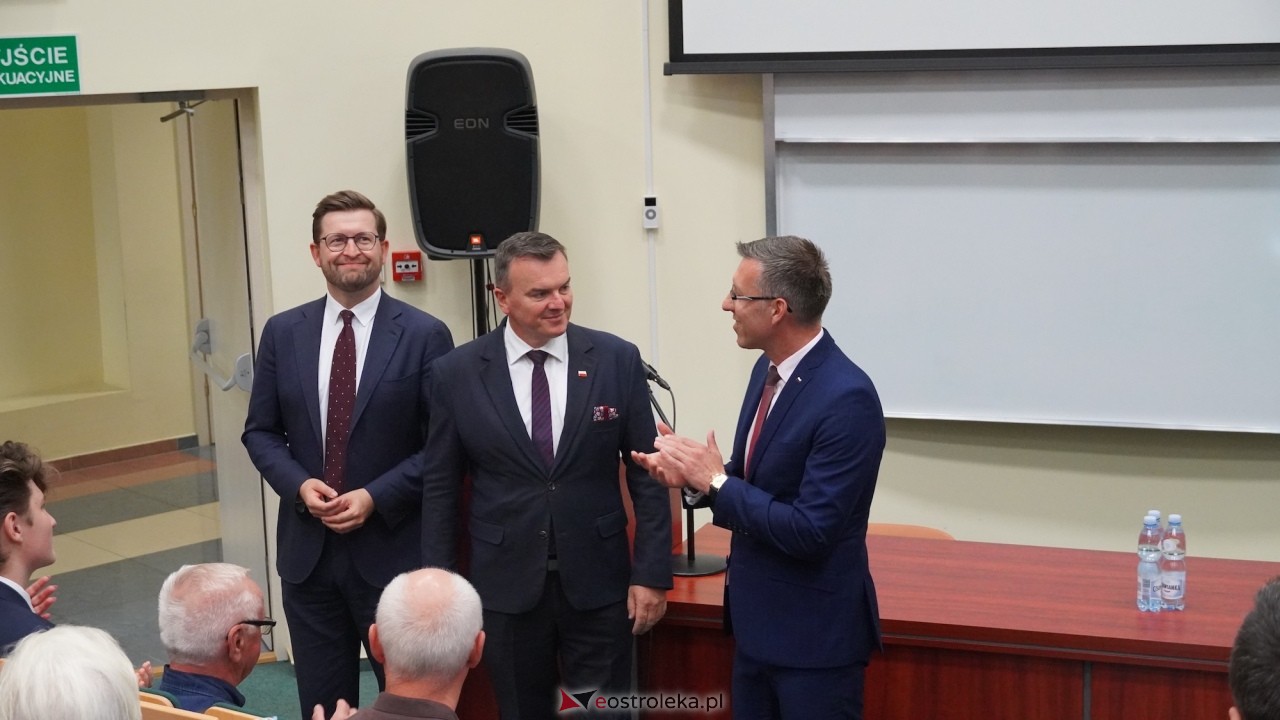 Spotkanie z posłem PiS Marcinem Grabowskim [03.09.2026] - zdjęcie #23 - eOstroleka.pl