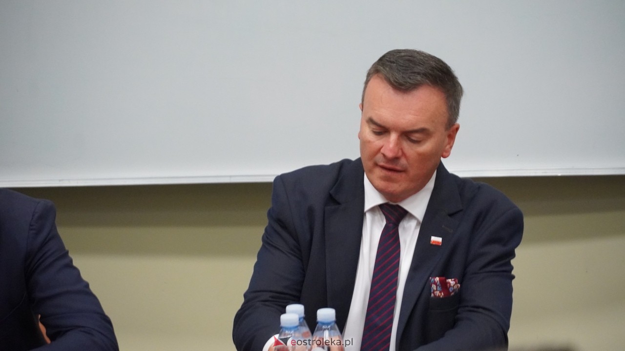 Spotkanie z posłem PiS Marcinem Grabowskim [03.09.2026] - zdjęcie #18 - eOstroleka.pl