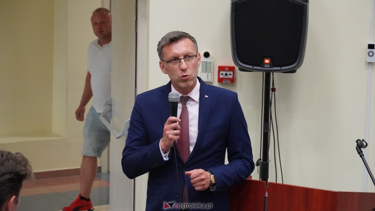 Spotkanie z posłem PiS Marcinem Grabowskim [03.09.2026] - zdjęcie #17 - eOstroleka.pl