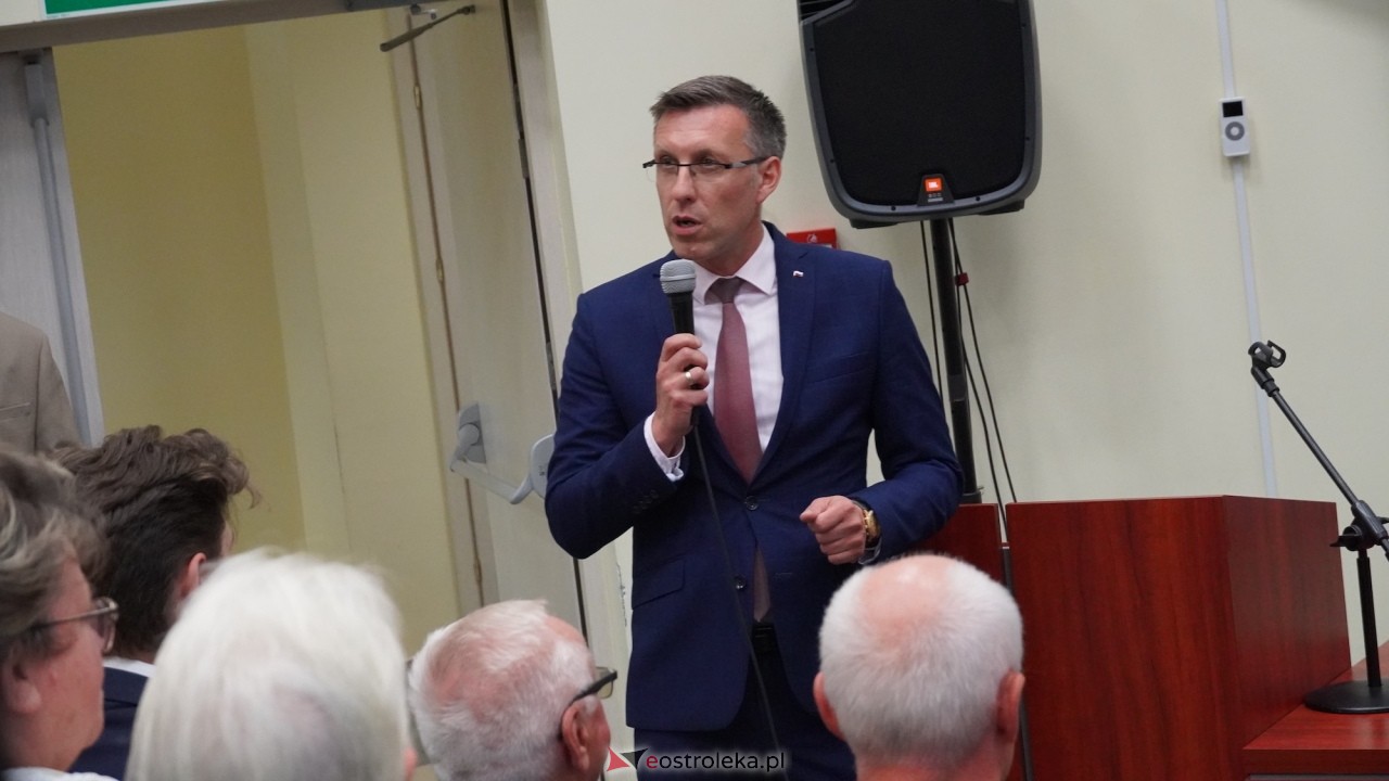 Spotkanie z posłem PiS Marcinem Grabowskim [03.09.2026] - zdjęcie #14 - eOstroleka.pl
