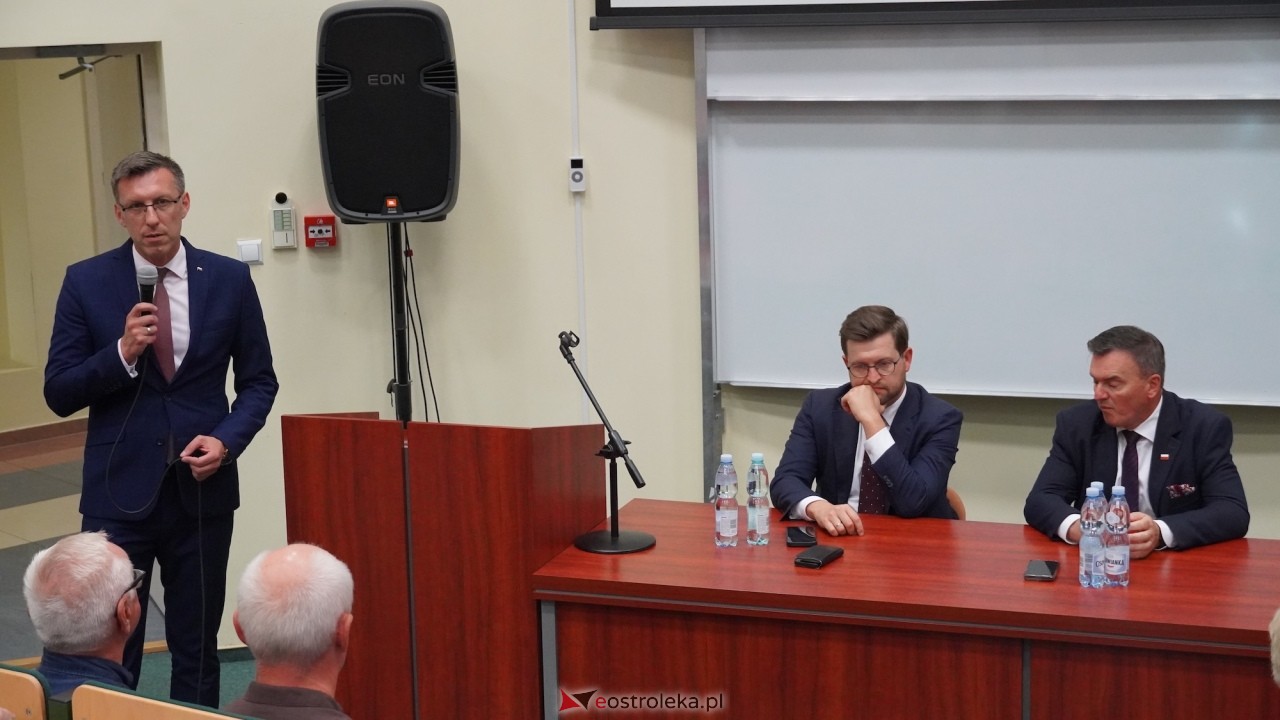 Spotkanie z posłem PiS Marcinem Grabowskim [03.09.2026] - zdjęcie #12 - eOstroleka.pl