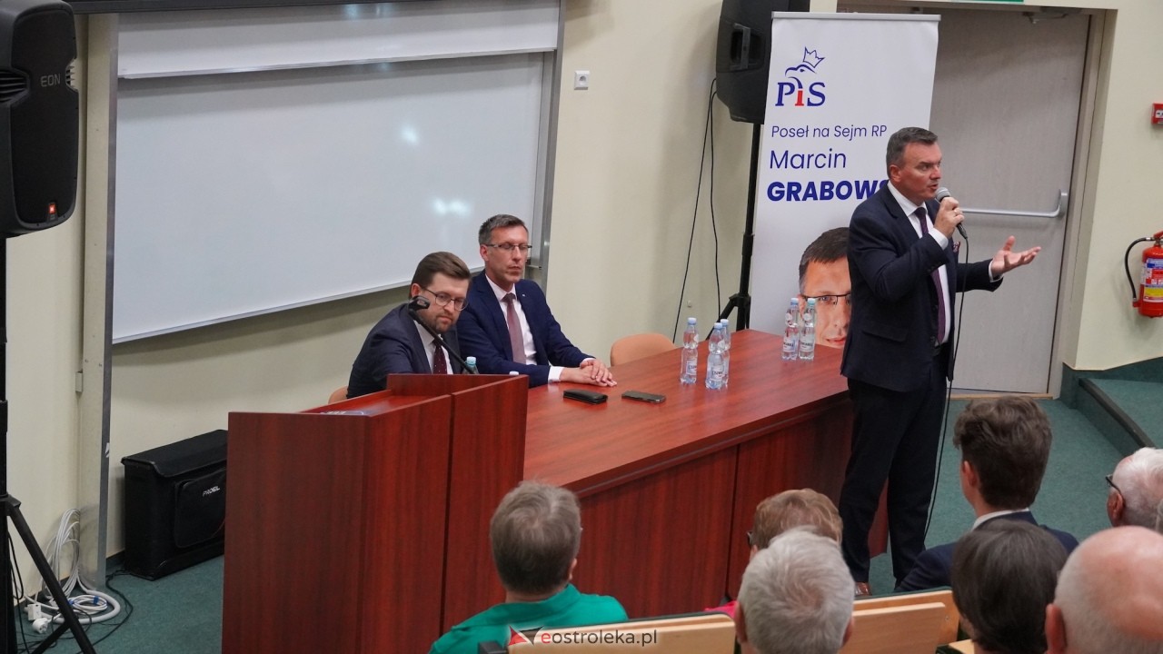 Spotkanie z posłem PiS Marcinem Grabowskim [03.09.2026] - zdjęcie #3 - eOstroleka.pl