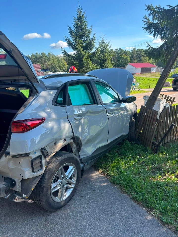 Wypadek w Lipnikach, fot. OSP Lipniki [3.09.2026] - zdjęcie #1 - eOstroleka.pl