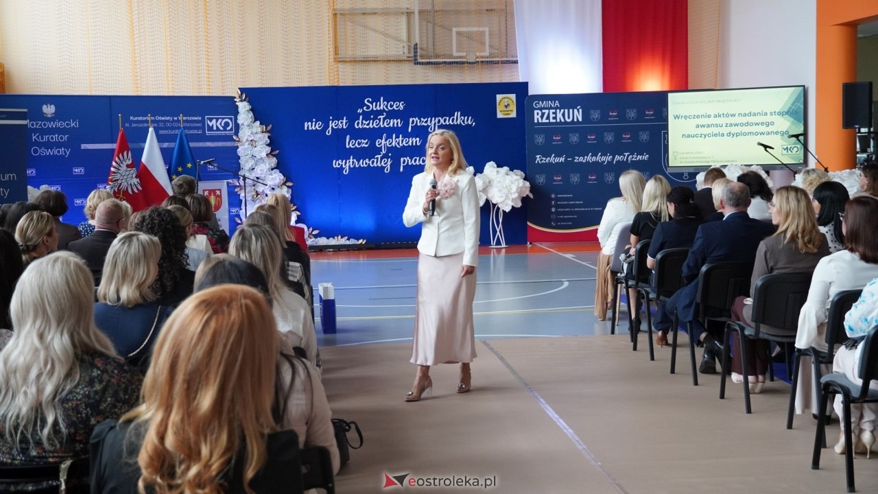 Wręcznie aktów nadania stopnia awansu zawodowego nauczyciela dyplomowanego [04.09.2026] - zdjęcie #218 - eOstroleka.pl